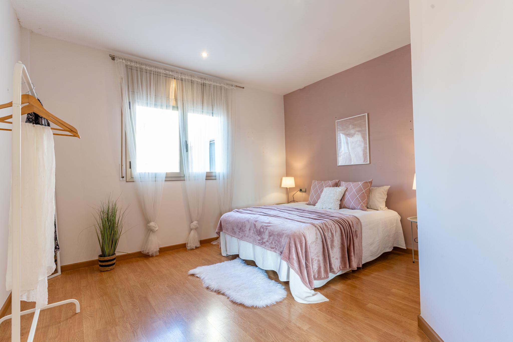 El mismo dormitorio después del home staging