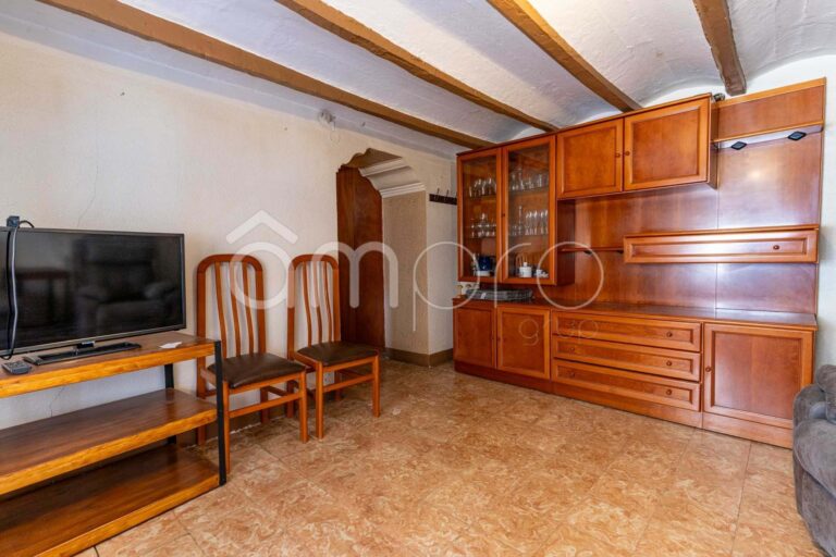 Encantadora casa de poble amb terrasses i vistes a l’església a El Catllar