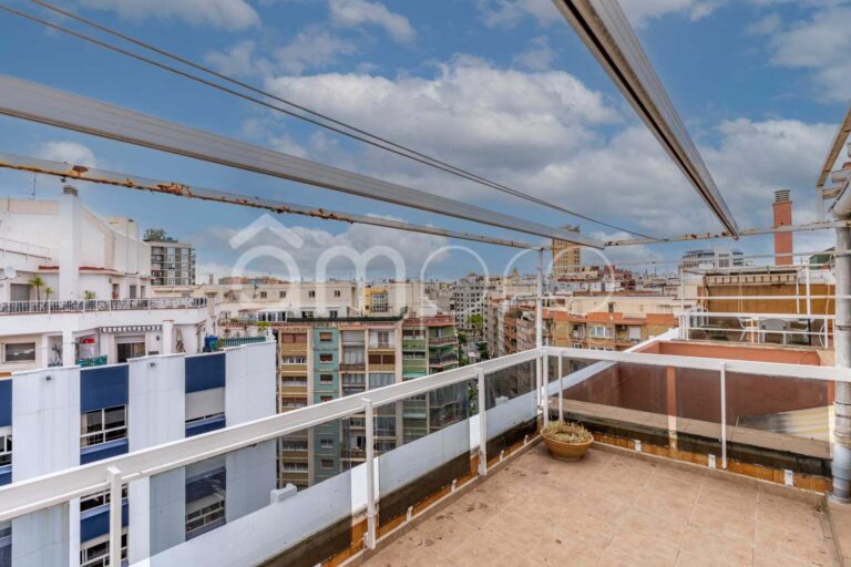 Àtic en venda a Higini Anglès