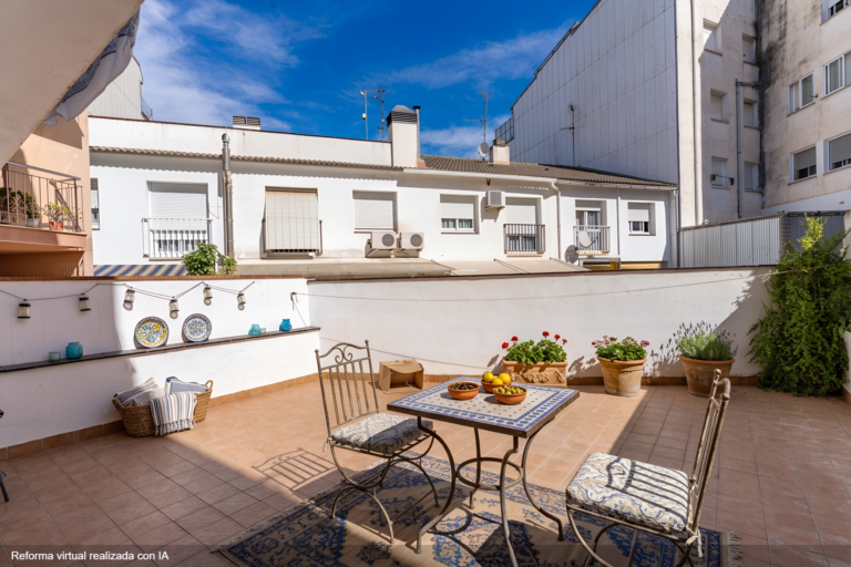 Apartament amb gran terrassa al centre